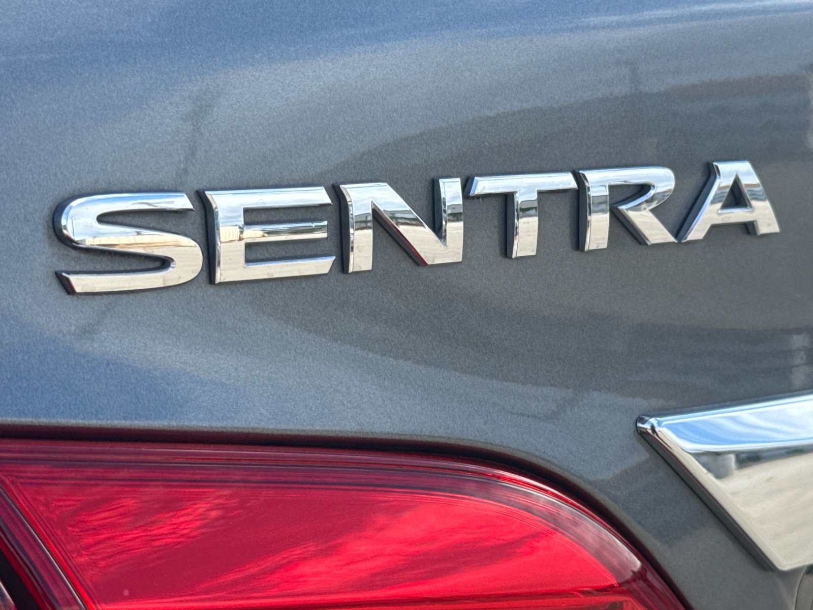 Used 2018 Nissan Sentra S FWD image 22