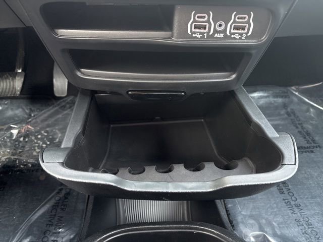 Used 2024 Chrysler Pacifica Touring-L w/ S Appearance Package image 27