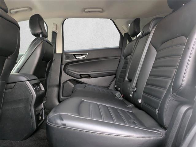 Used 2020 Ford Edge SEL image 17