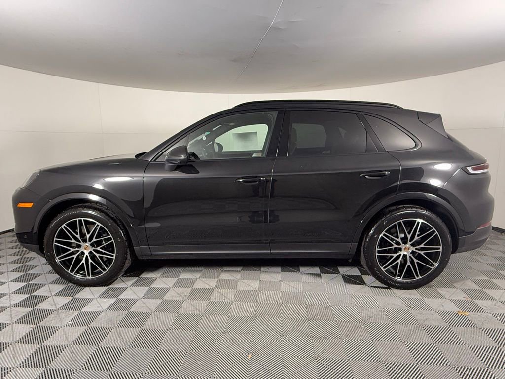 New 2026 Porsche Cayenne image 2