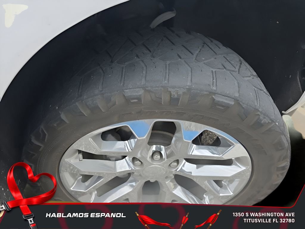 Used 2023 Chevrolet Suburban Premier image 29