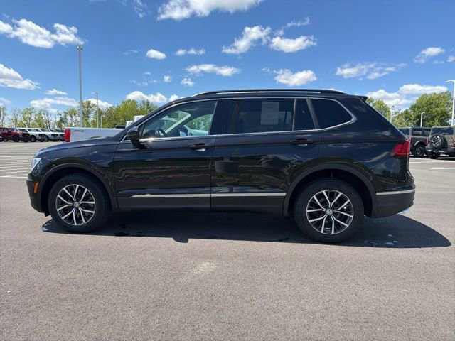 Used 2018 Volkswagen Tiguan SE w/ Panoramic Sunroof Package AWD/4WD image 15