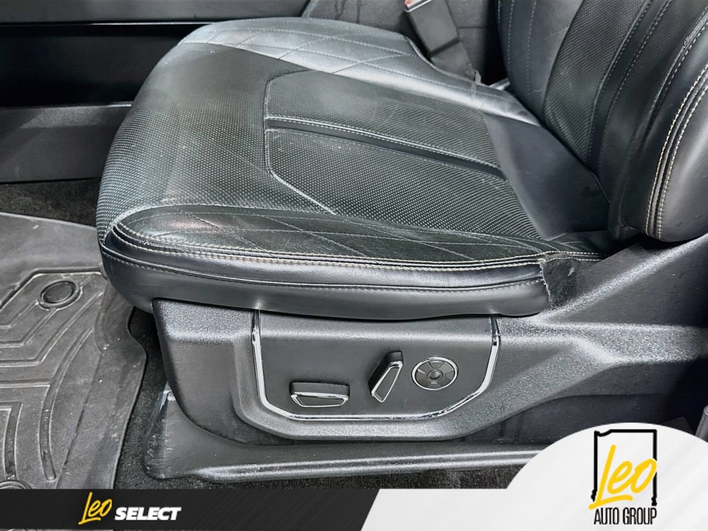 Used 2019 Ford Expedition Platinum AWD/4WD image 23