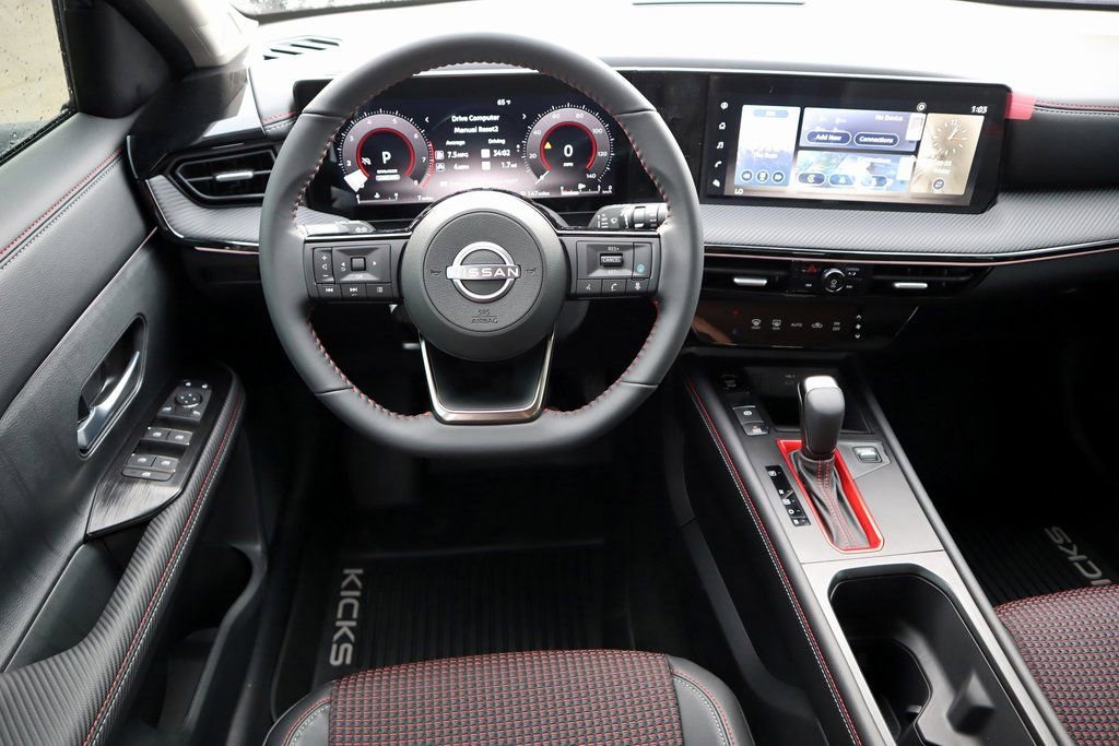 New 2025 Nissan Kicks SR FWD image 11