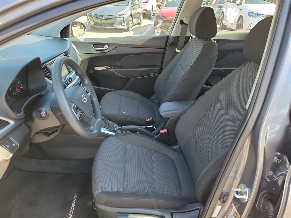 Used 2020 Hyundai Accent SEL image 16