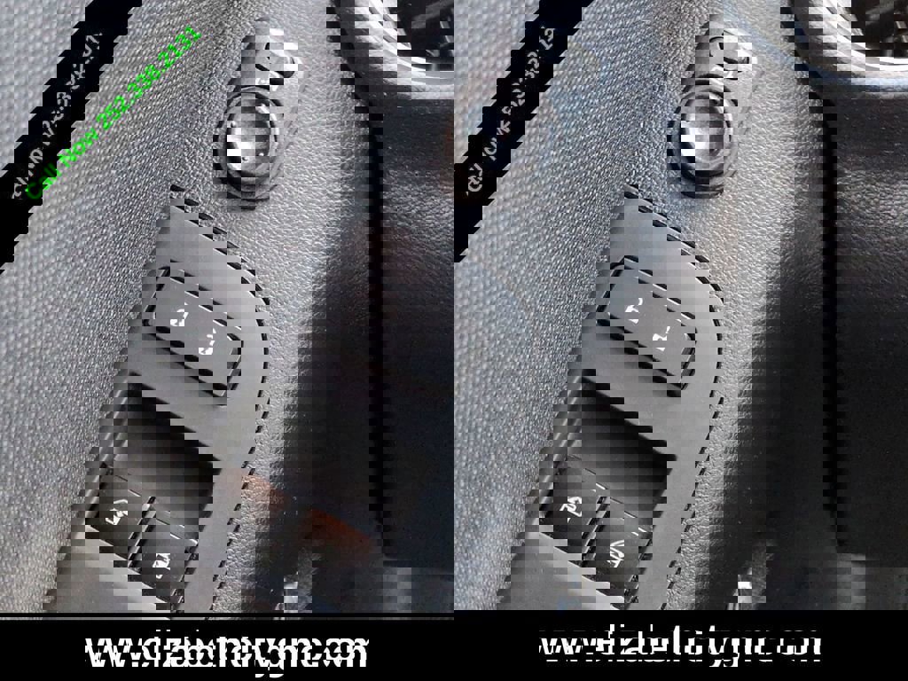 Used 2013 Chevrolet Camaro LT image 21