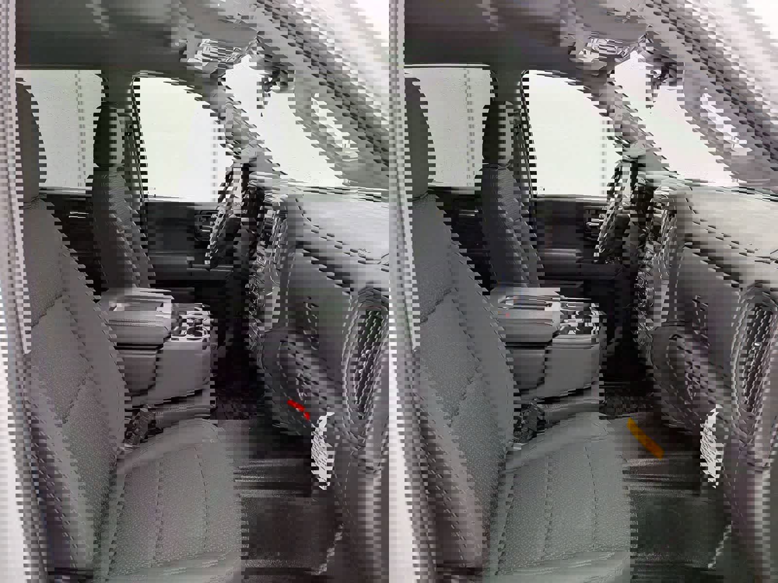 Used 2025 Chevrolet Silverado 1500 W/T w/ WT Value Package image 24