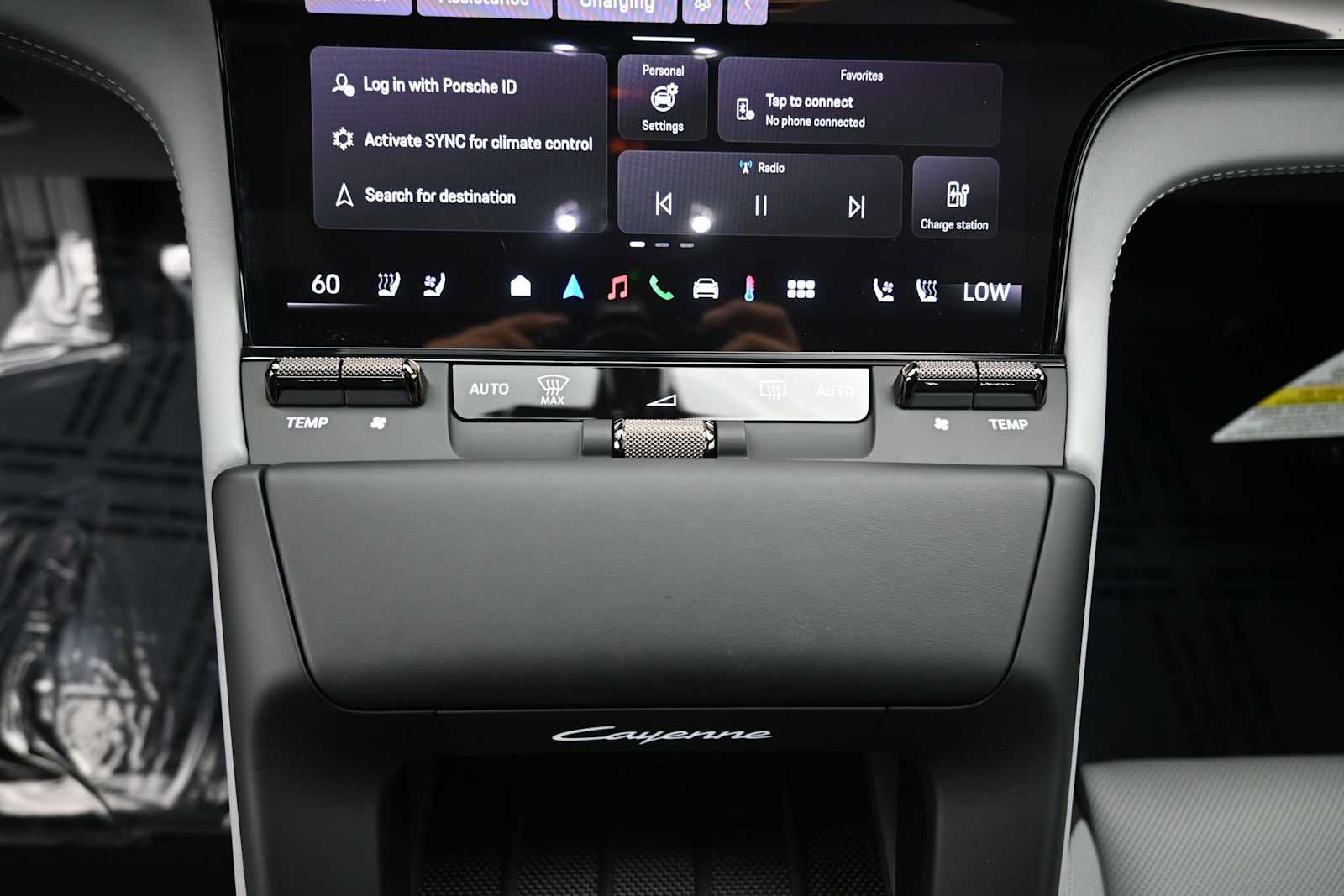 New 2026 Porsche Cayenne Turbo AWD/4WD image 15