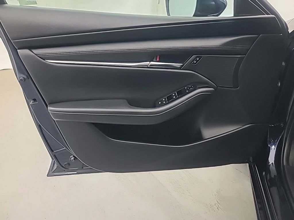 Used 2024 MAZDA MAZDA3 s FWD image 22