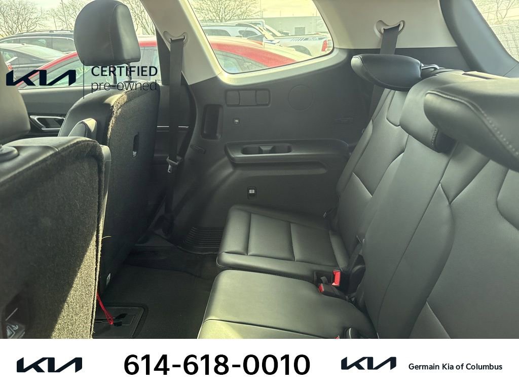 Certified 2022 Kia Telluride S image 12