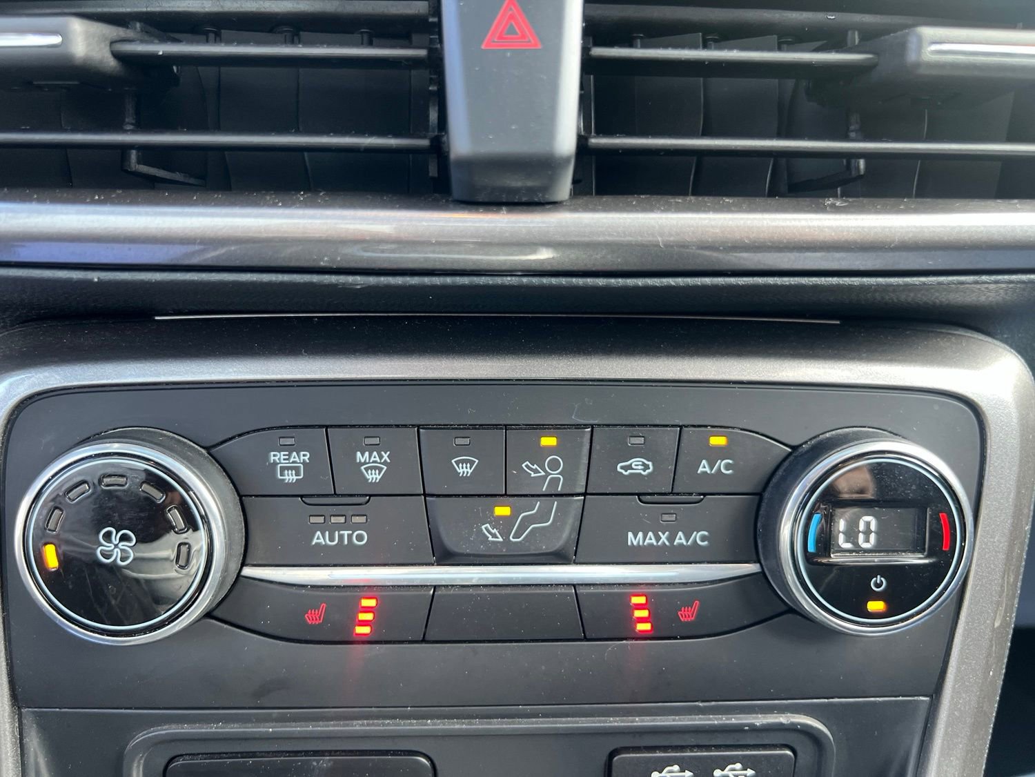 Used 2019 Ford EcoSport SE AWD/4WD image 36