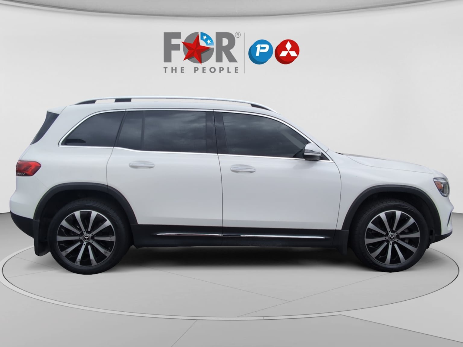 Used 2022 Mercedes-Benz GLB 250 4MATIC image 6