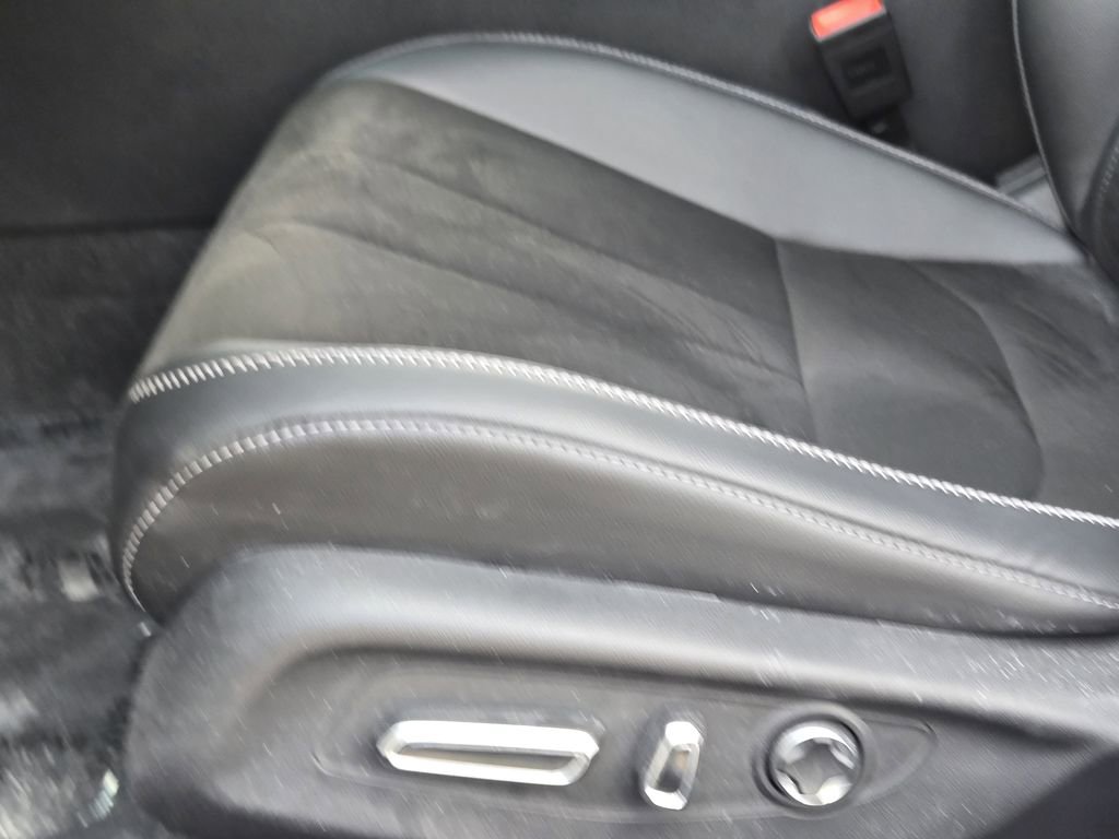 Used 2025 Acura Integra A-Spec FWD image 32