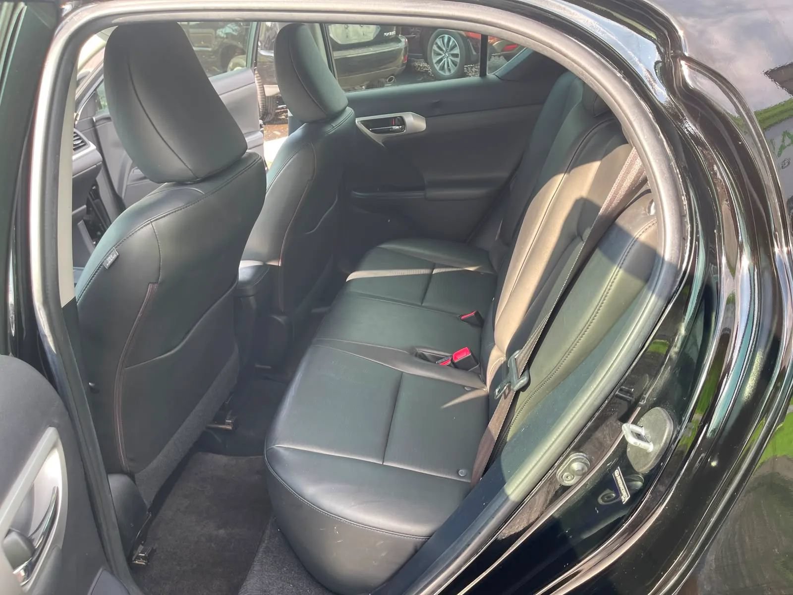 Used 2012 Lexus CT 200h Premium FWD image 13