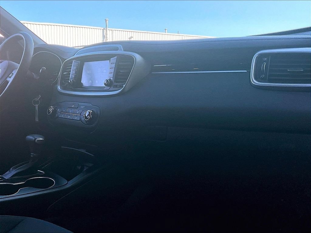 Used 2019 Kia Sorento AWD image 21