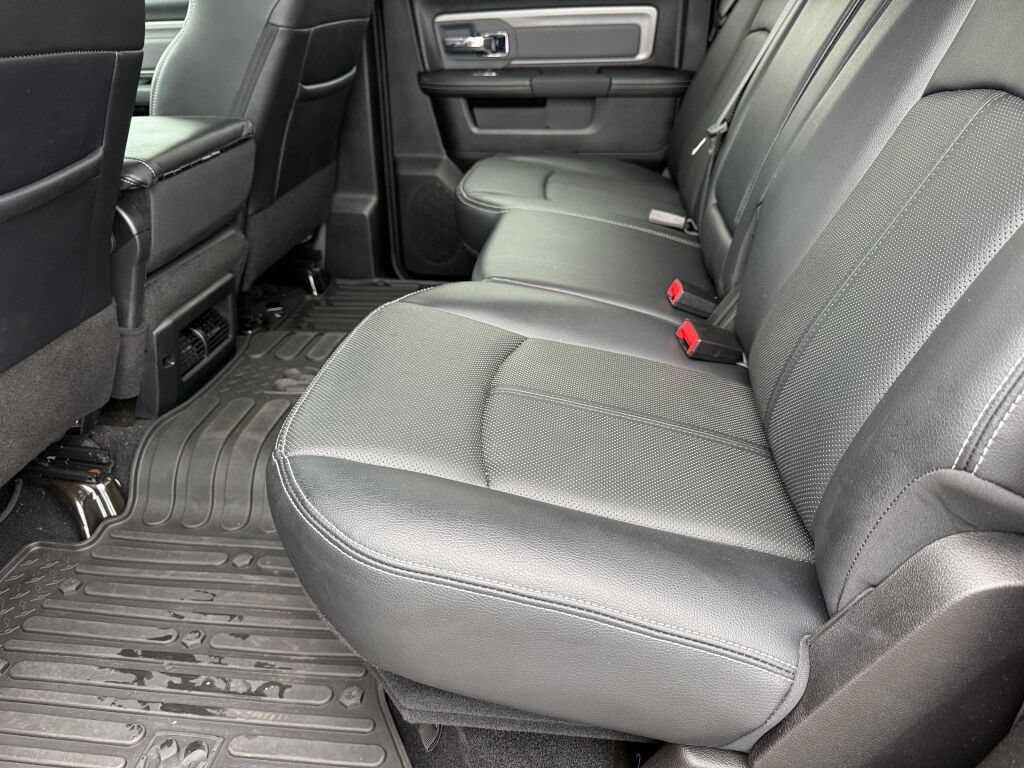 Used 2018 RAM 2500 Power Wagon w/ Leather & Luxury Group AWD/4WD image 11