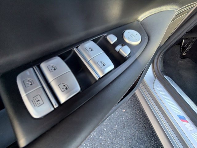 Used 2020 BMW 750i xDrive w/ M Sport Package AWD/4WD image 33