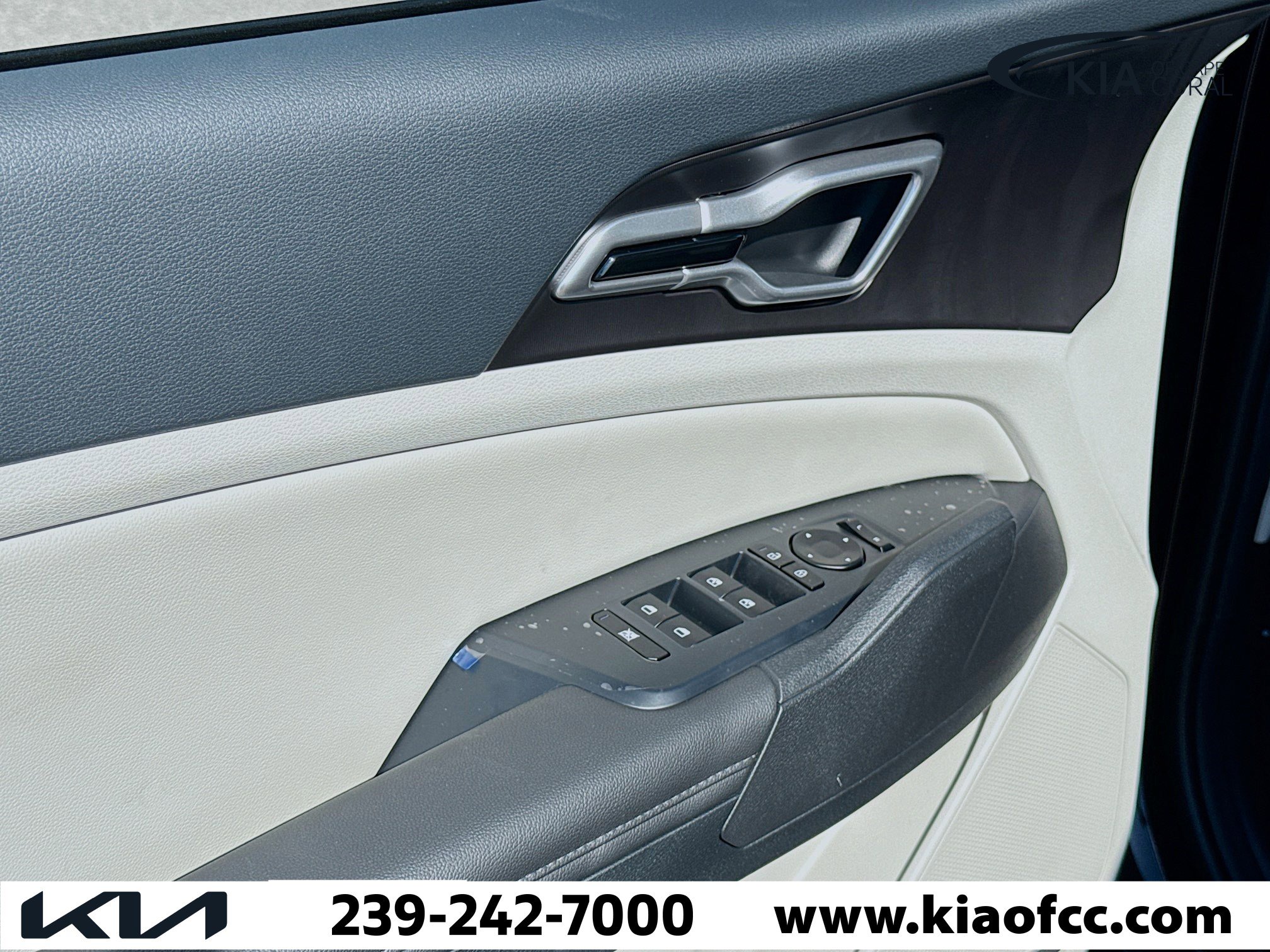 New 2026 Kia Sportage EX image 21