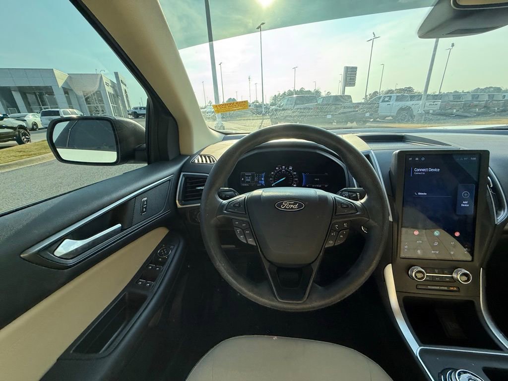 Used 2024 Ford Edge SE image 14