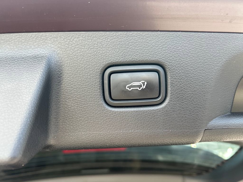 Used 2023 Hyundai Palisade Limited image 33