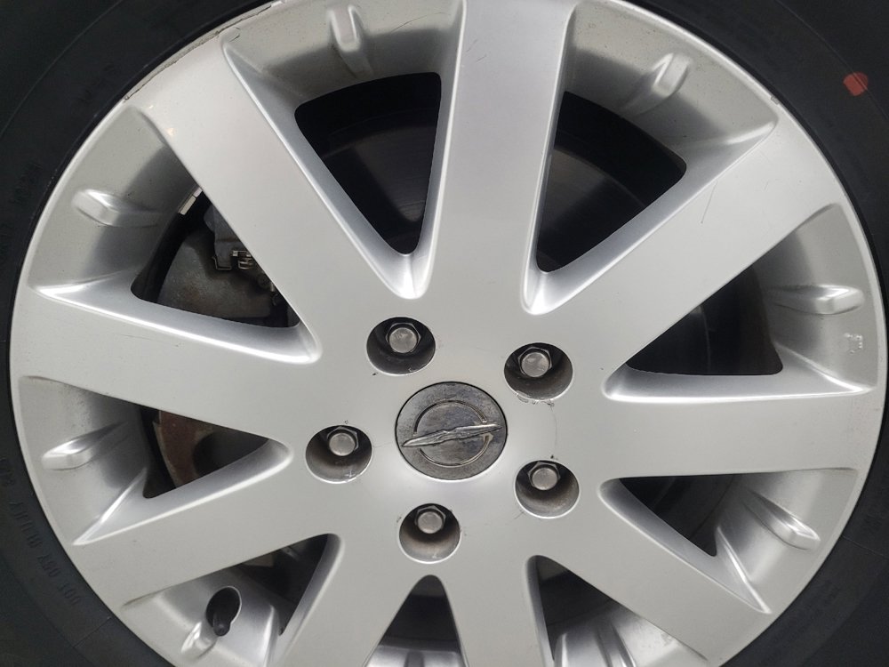 Used 2016 Chrysler Town & Country Touring image 31