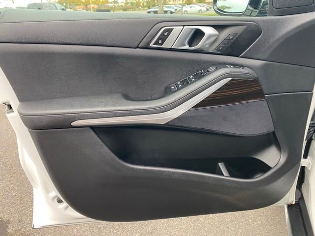 Used 2022 BMW X5 xDrive40i w/ Premium Package image 25