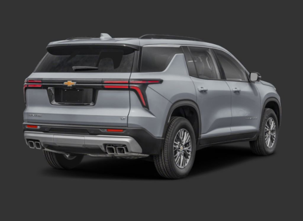 New 2026 Chevrolet Traverse LT image 2