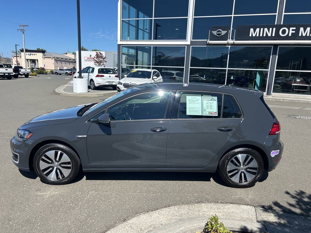 Used 2019 Volkswagen e-Golf SE FWD image 2
