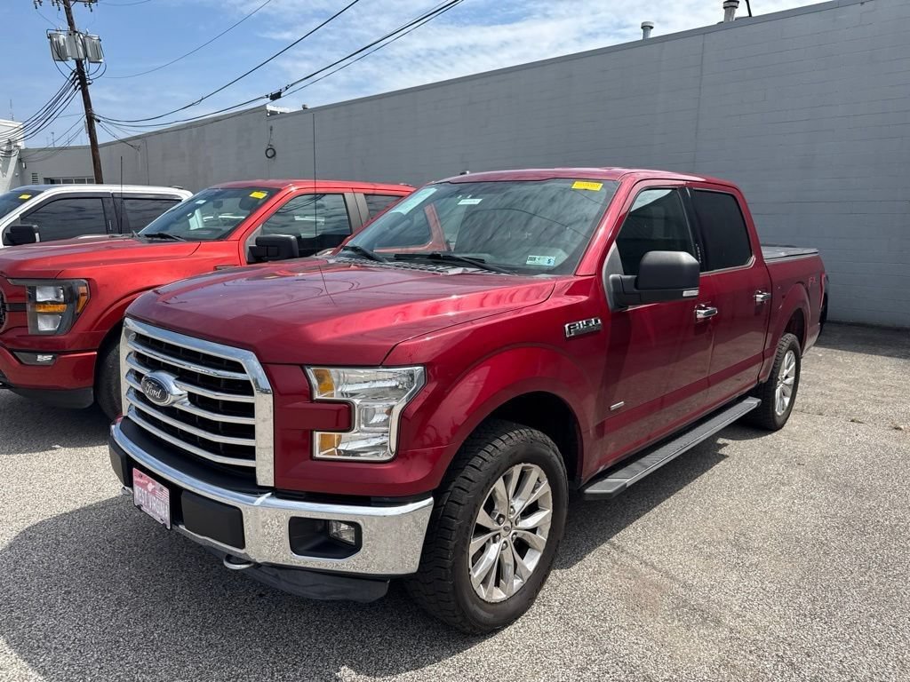 Used 2015 Ford F150 XLT w/ Equipment Group 302A Luxury AWD/4WD image 3
