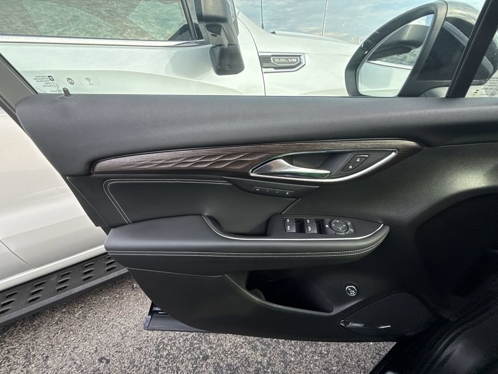 Certified 2023 Buick Envision Avenir FWD image 29