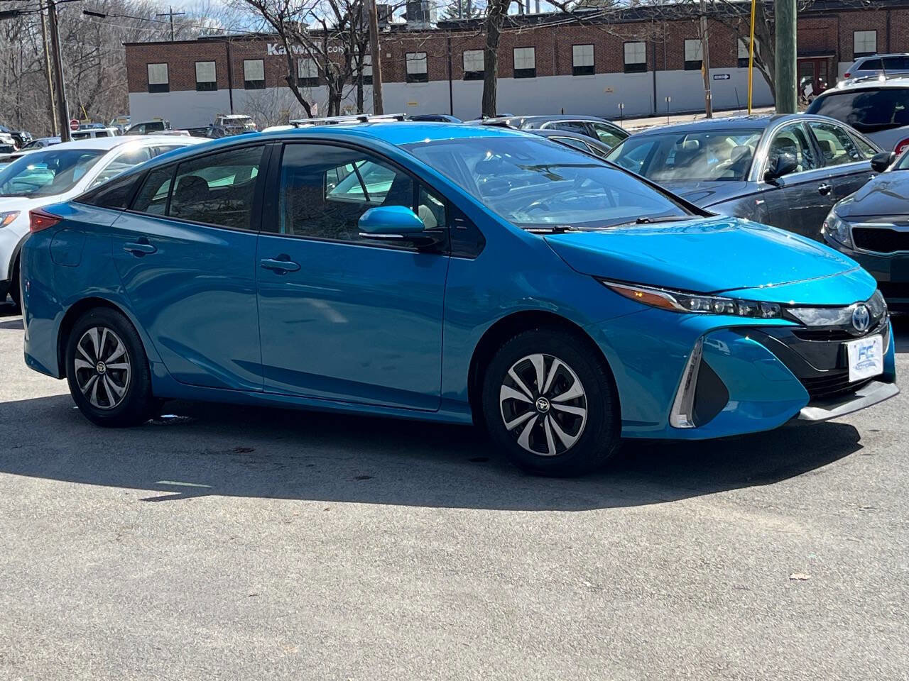 Used 2017 Toyota Prius Prime Premium w/ Carpet Mat Package image 4