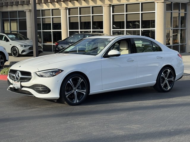 Used 2024 Mercedes-Benz C 300 Sedan image 4