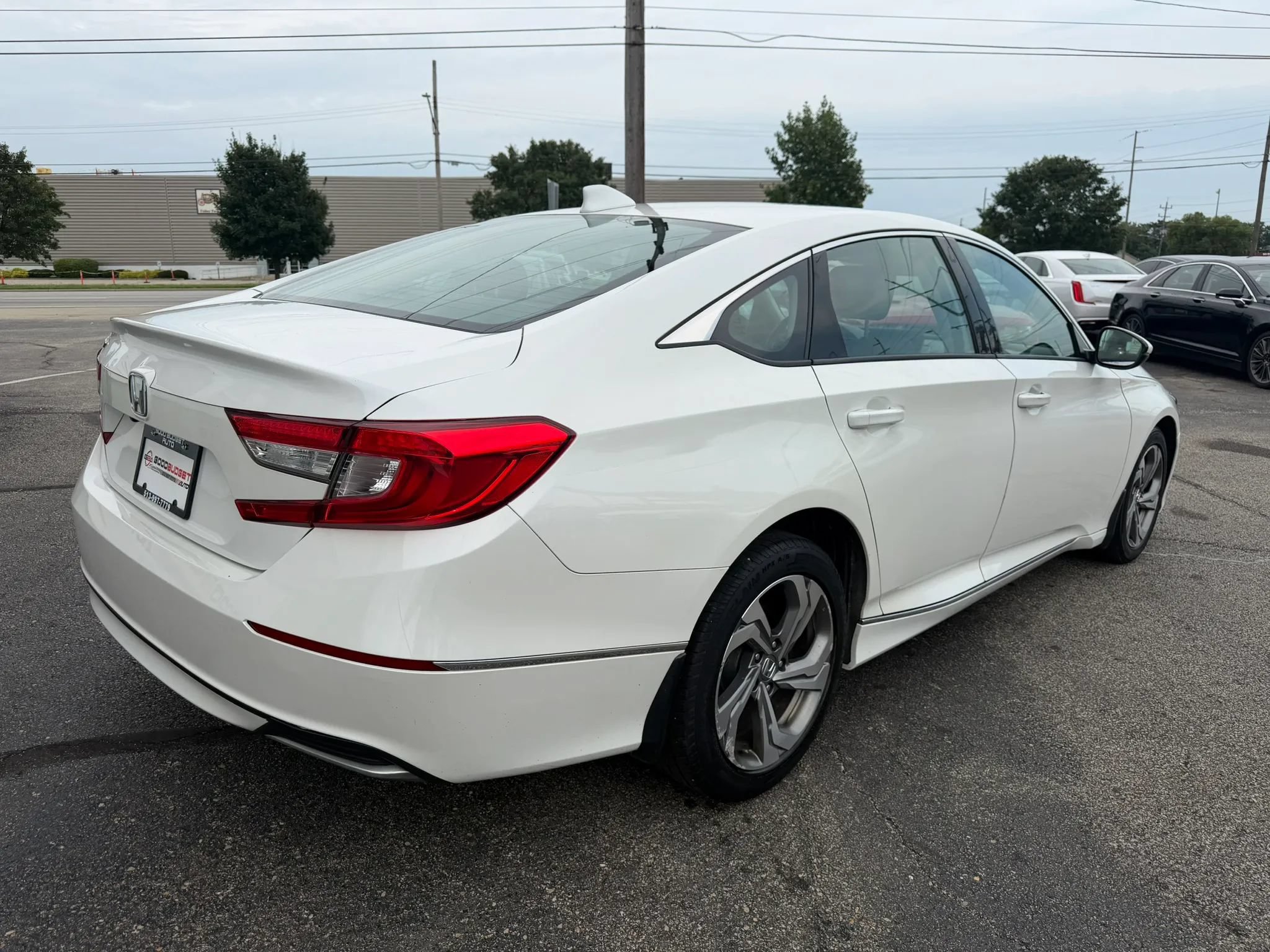 Used 2018 Honda Accord EX-L image 7