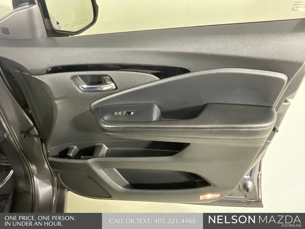 Used 2020 Honda Pilot Elite image 20