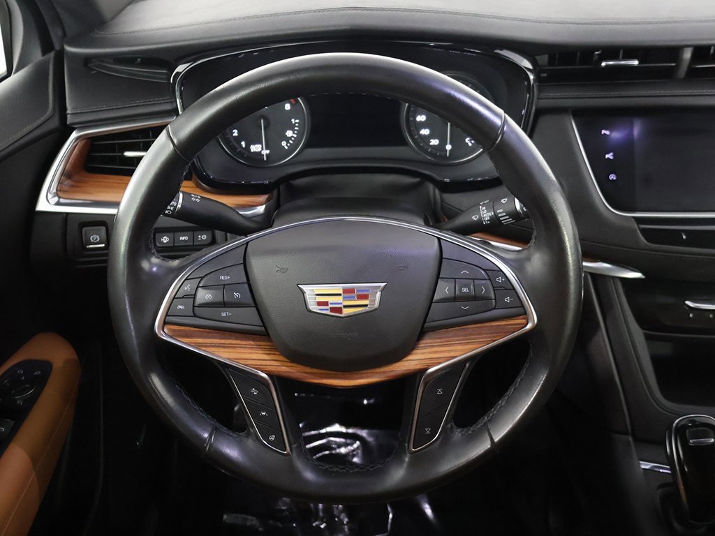 Used 2020 Cadillac XT5 Premium Luxury image 40