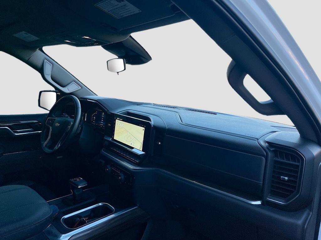 Used 2025 Chevrolet Silverado 1500 LT Trail Boss w/ Convenience Package II image 30