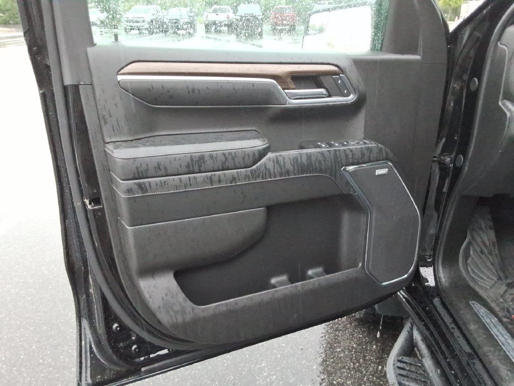 Certified 2024 Chevrolet Silverado 1500 LT Trail Boss w/ Convenience Package II AWD/4WD image 24