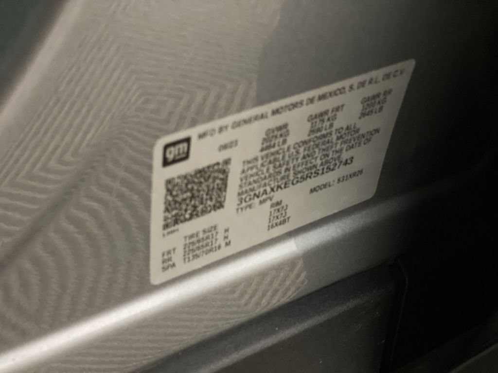 Used 2024 Chevrolet Equinox LT FWD image 39