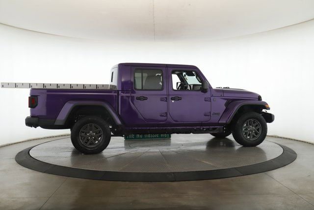New 2026 Jeep Gladiator Sport AWD/4WD image 6