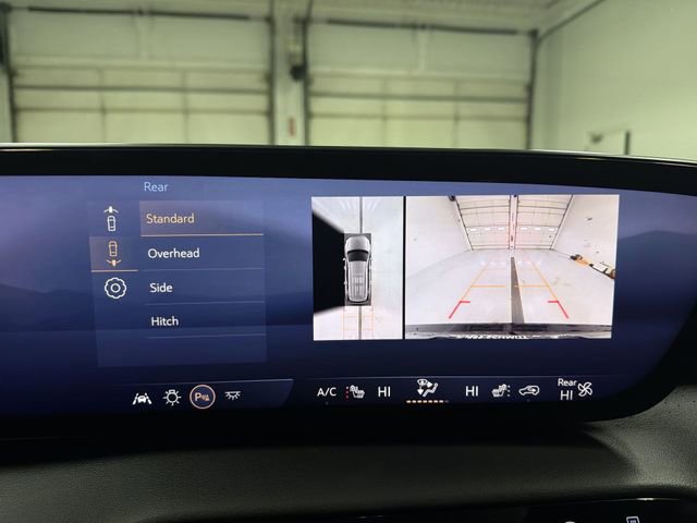 Certified 2025 Buick Enclave Avenir AWD/4WD image 30