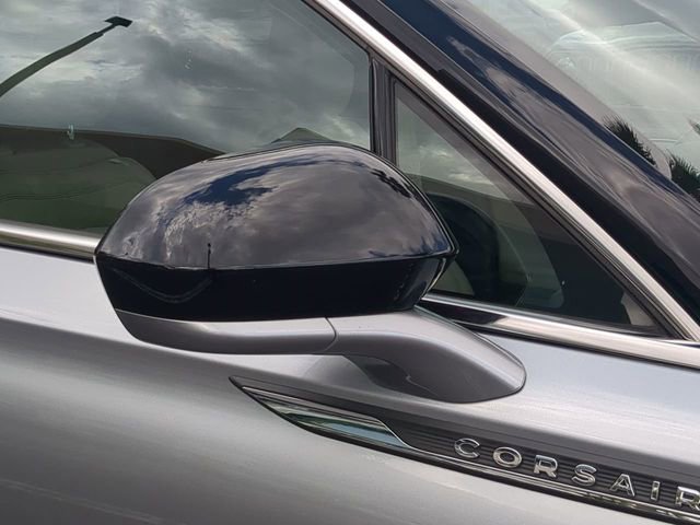 Used 2023 Lincoln Corsair FWD image 12
