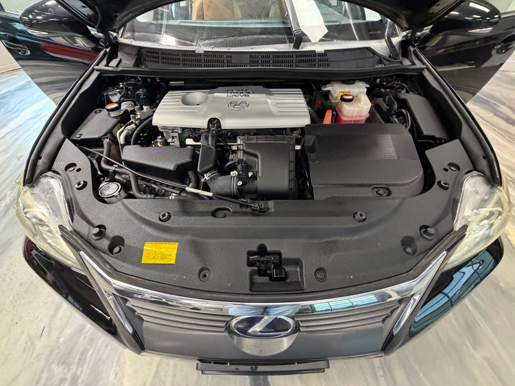 Used 2015 Lexus CT 200h FWD image 57