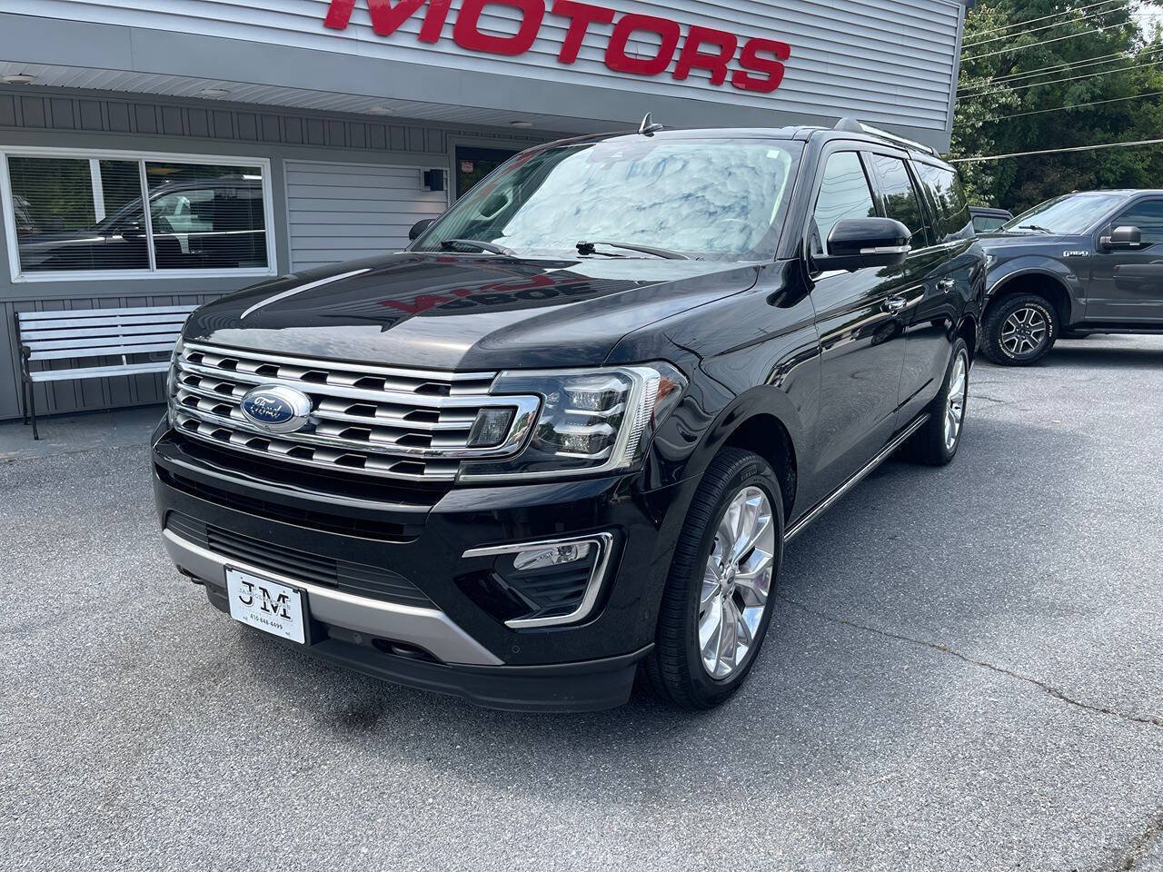 Used 2018 Ford Expedition Max Limited w/ Equipment Group 302A AWD/4WD image 3