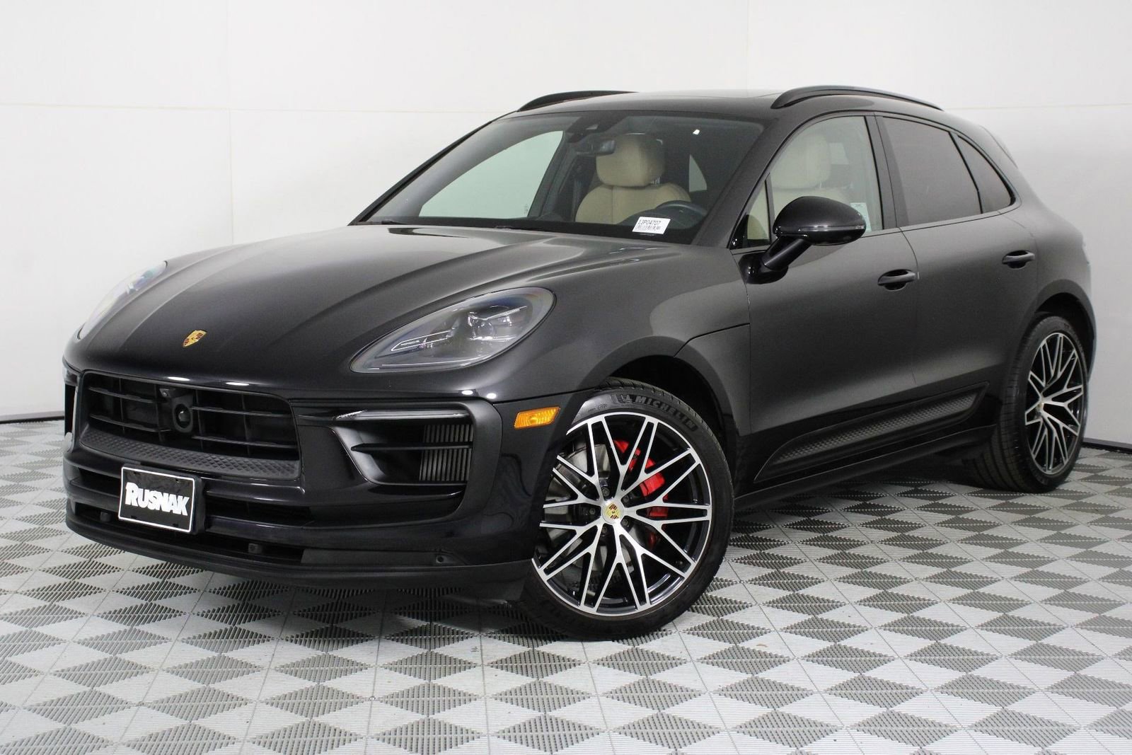 Certified 2023 Porsche Macan S image 35