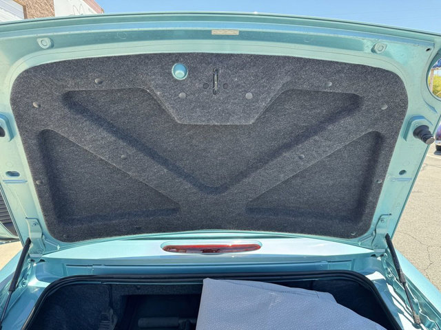 Used 2002 Ford Thunderbird Deluxe RWD image 17