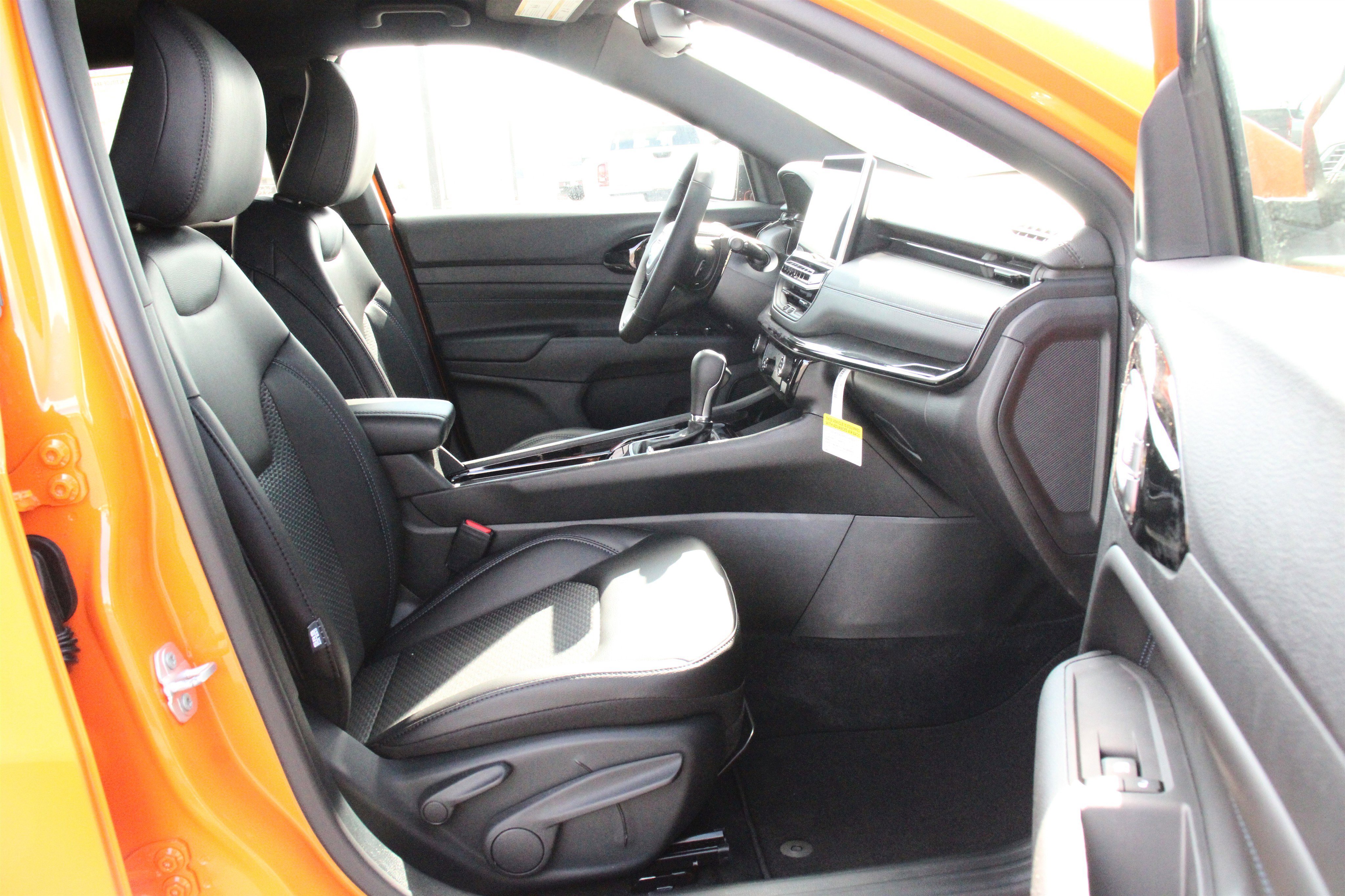 New 2026 Jeep Compass Latitude image 28