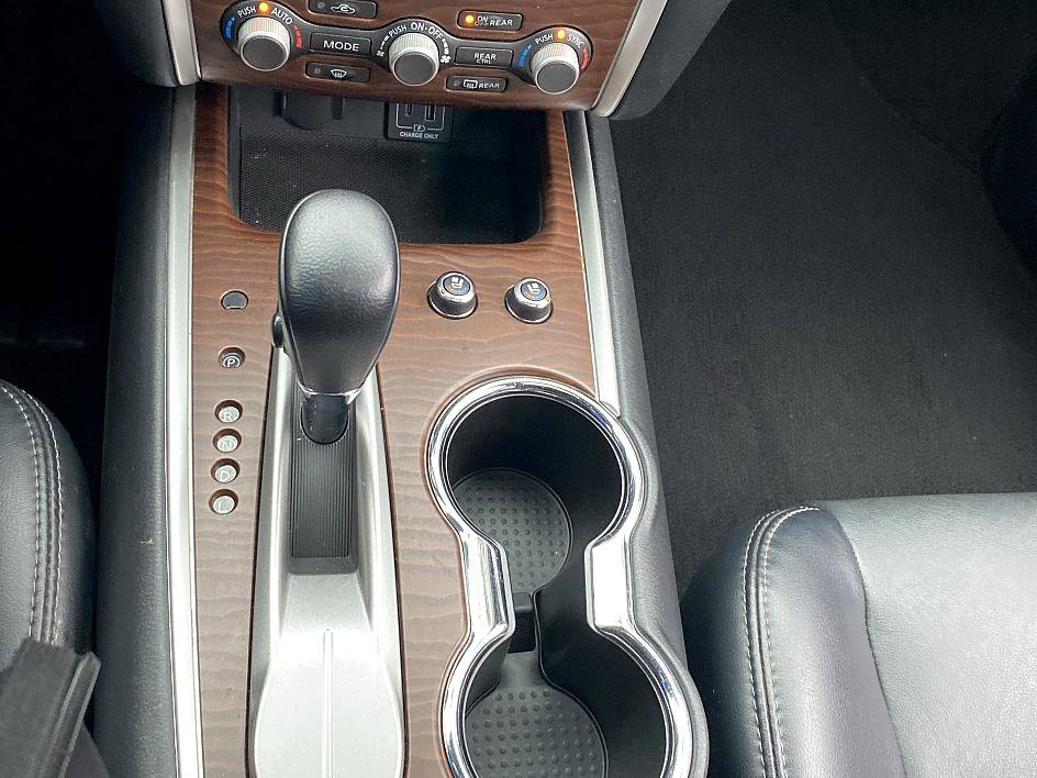 Used 2020 Nissan Pathfinder Platinum image 22