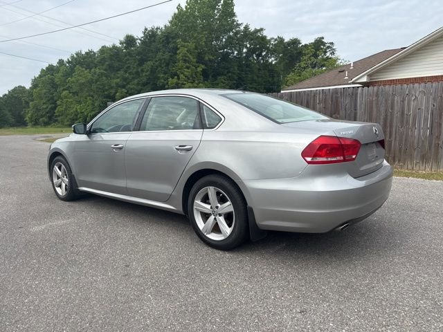Used 2014 Volkswagen Passat TDI SE FWD image 10