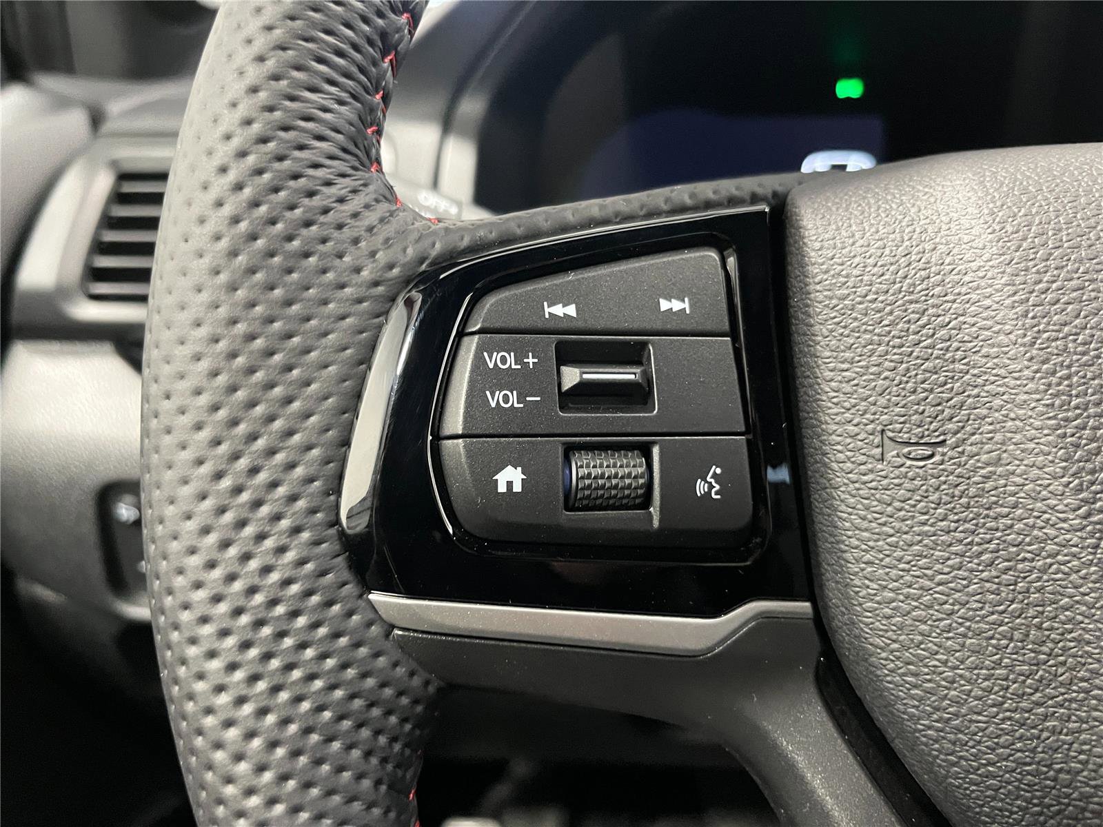 New 2026 Honda Ridgeline Black Edition image 17