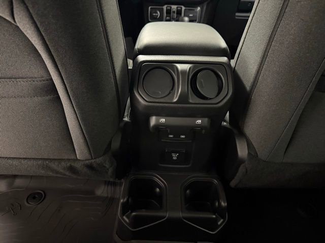 New 2025 Jeep Gladiator Willys image 14